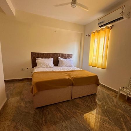 Mps Sai Palace Tiruvannāmalai Extérieur photo